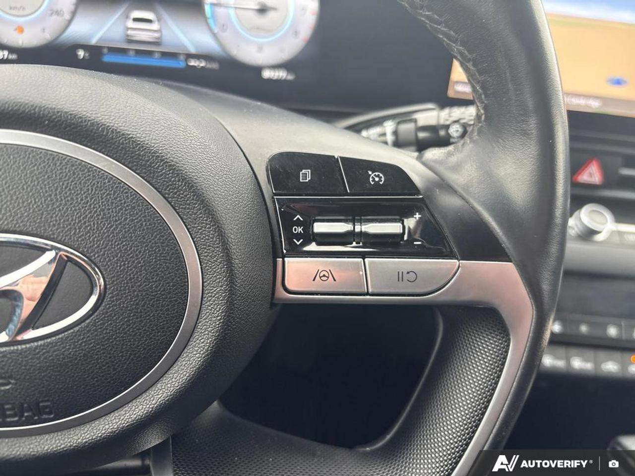 2023 Hyundai Elantra Preferred w/Tech Pkg   CLEAN CARFAX ONE OWNER   DI Photo