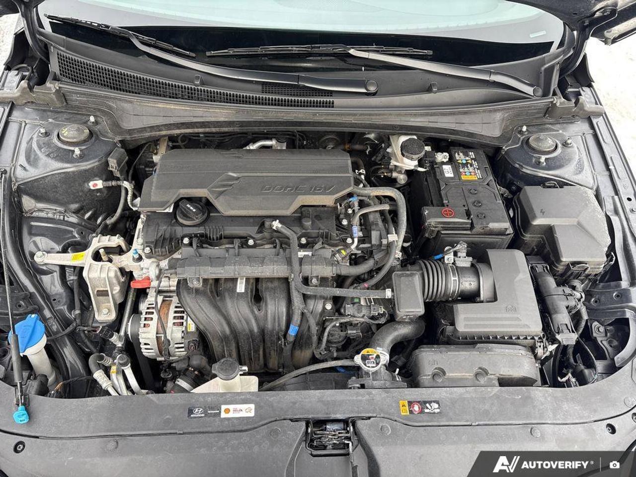 2024 Hyundai Elantra Essential   CLEAN CARFAX   ONE OWNER   CARPLAY   H Photo