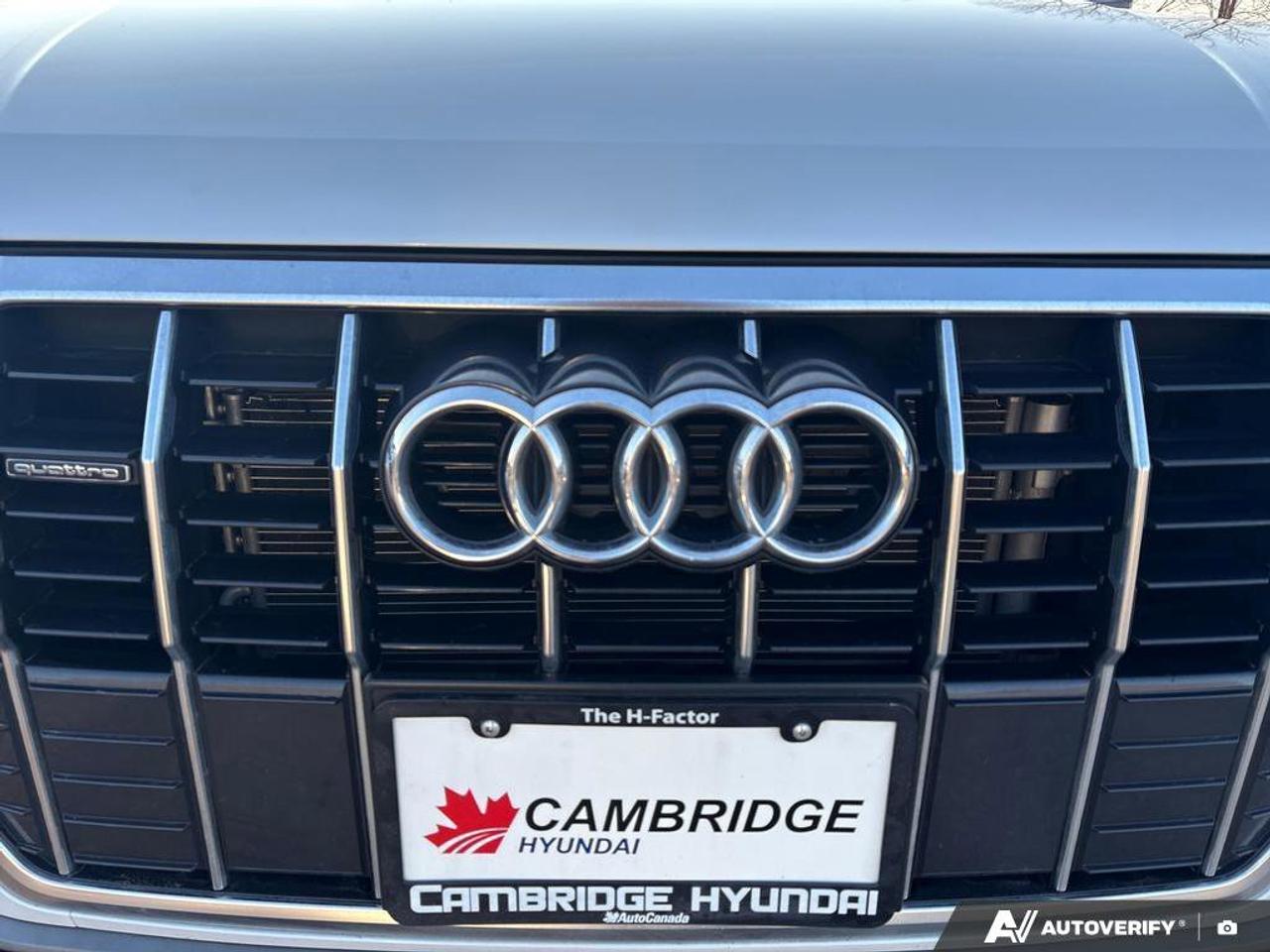 2025 Audi Q3 Progressiv   CLEAN CARFAX   S LINE   PANORAMIC MOO Photo