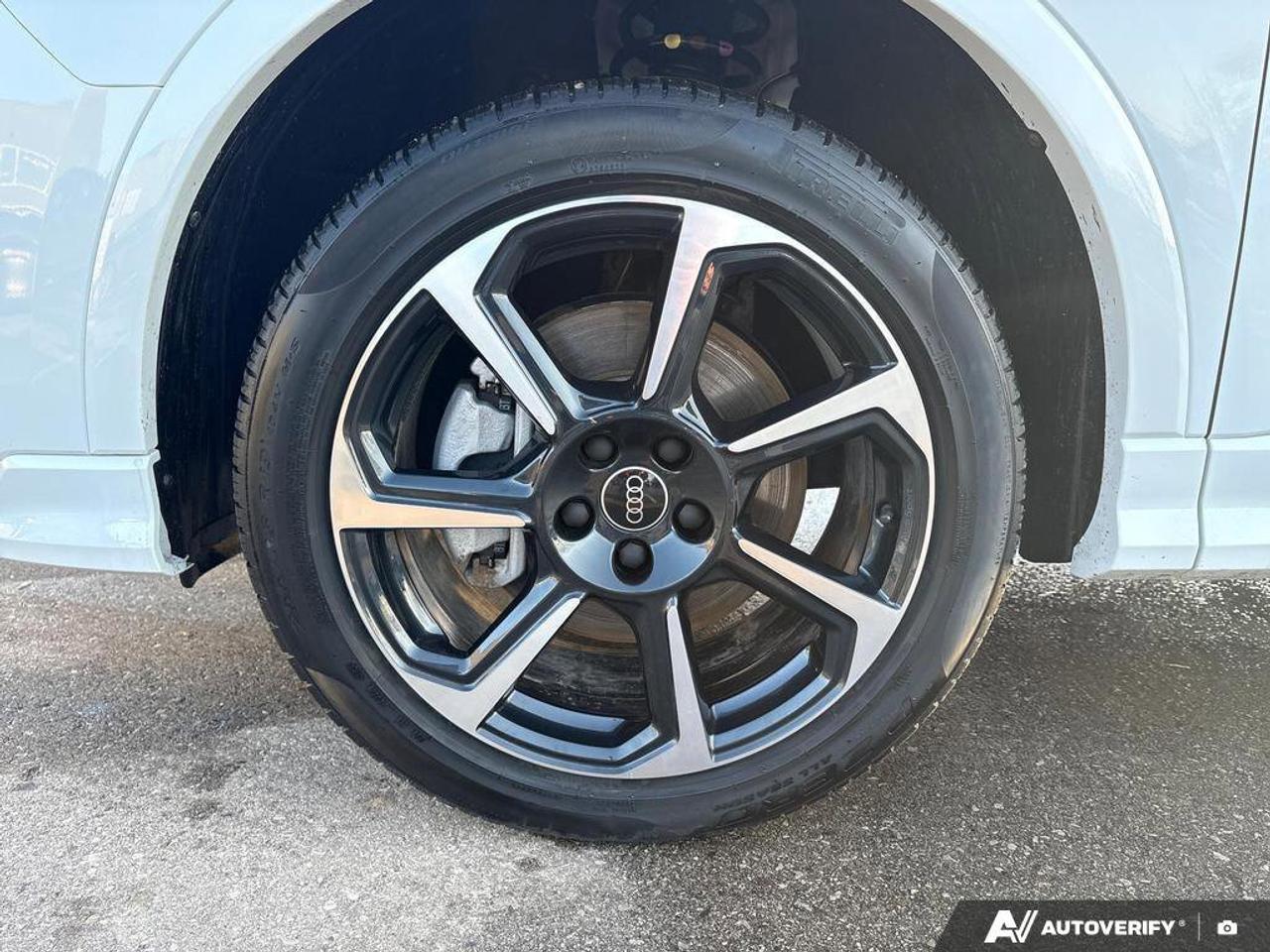 2025 Audi Q3 Progressiv   CLEAN CARFAX   S LINE   PANORAMIC MOO Photo