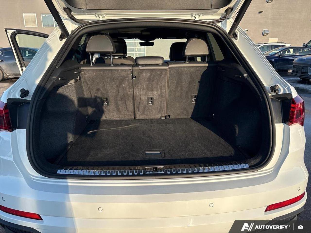 2025 Audi Q3 Progressiv   CLEAN CARFAX   S LINE   PANORAMIC MOO Photo