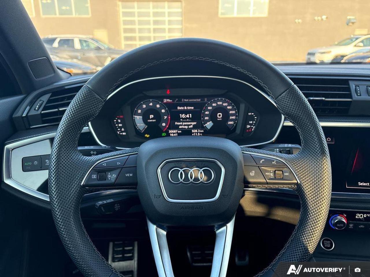 2025 Audi Q3 Progressiv   CLEAN CARFAX   S LINE   PANORAMIC MOO Photo