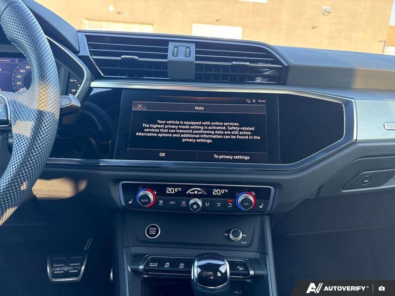 2025 Audi Q3 Progressiv   CLEAN CARFAX   S LINE   PANORAMIC MOO Photo