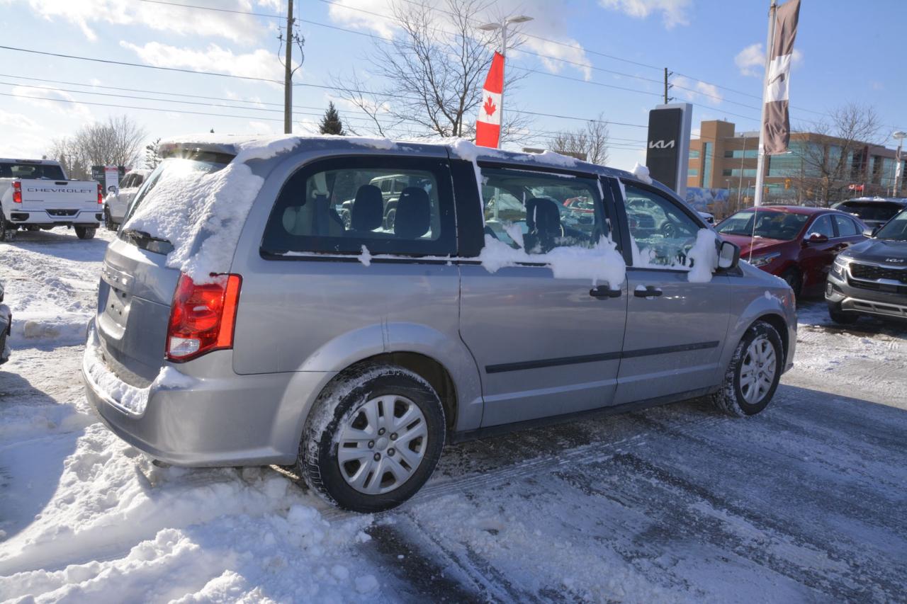 2014 Dodge Grand Caravan GRAND CARAVAN SE Photo