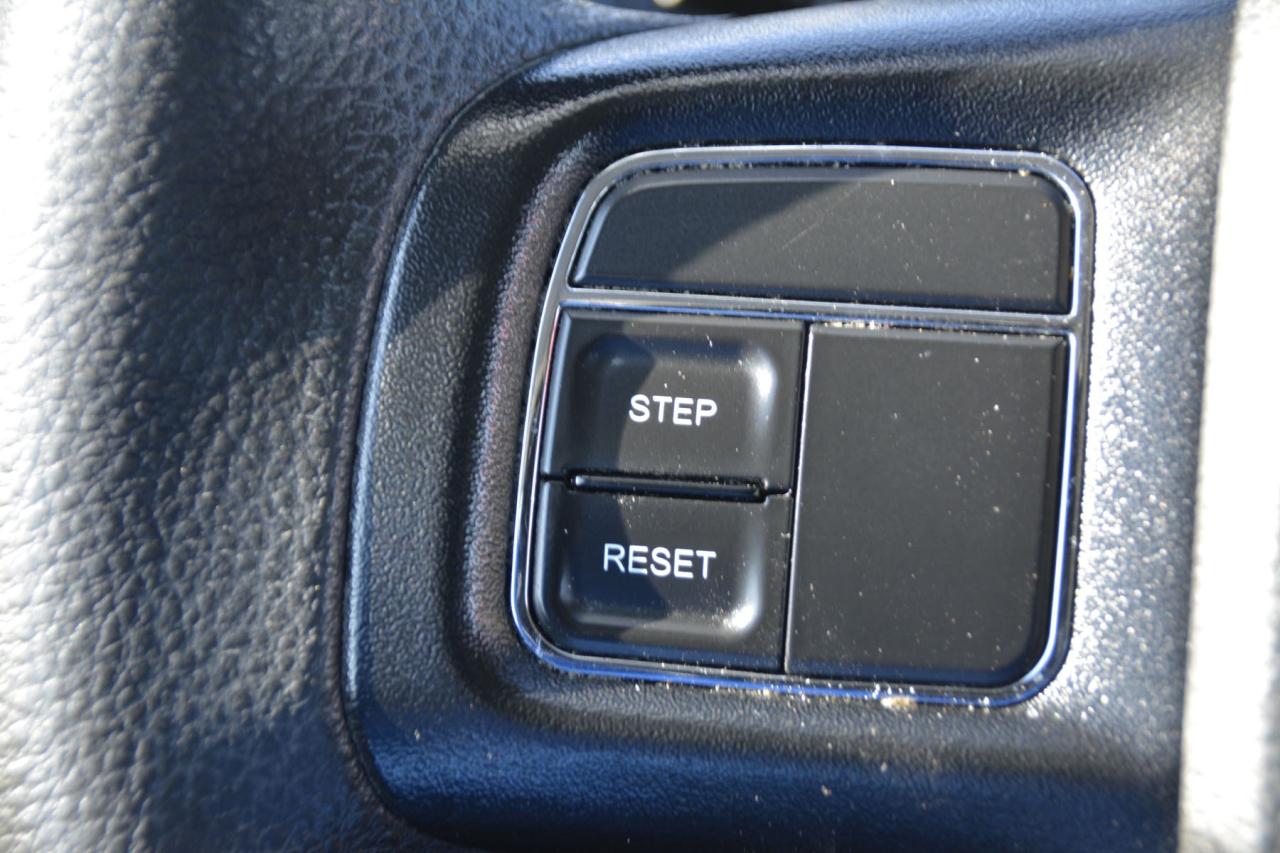 2014 Dodge Grand Caravan GRAND CARAVAN SE Photo