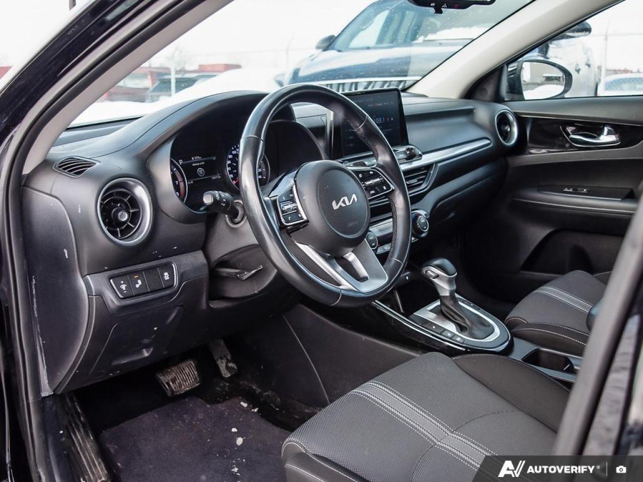 2022 Kia Forte GT-Line 4dr Sedan Photo