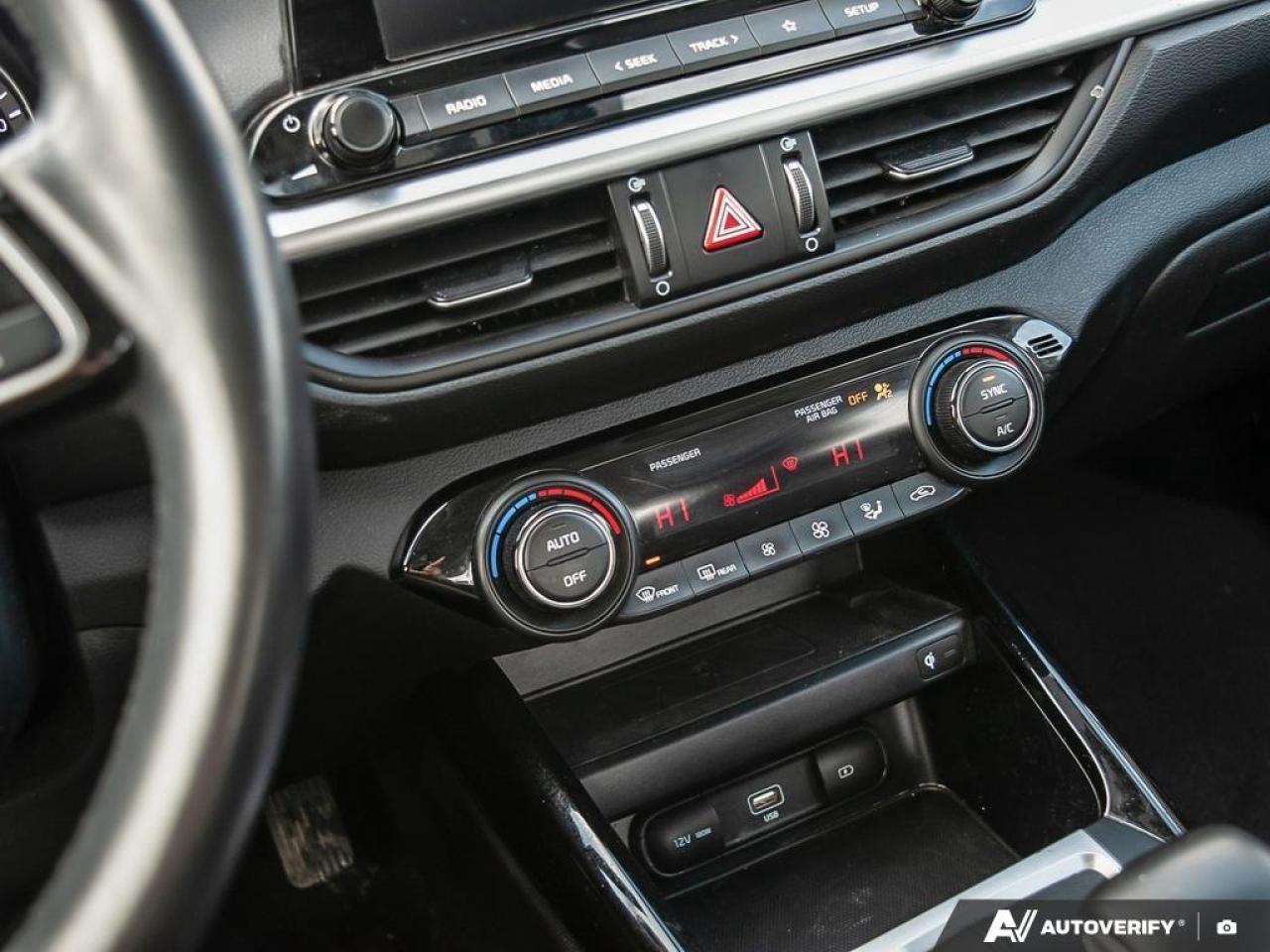 2022 Kia Forte GT-Line 4dr Sedan Photo