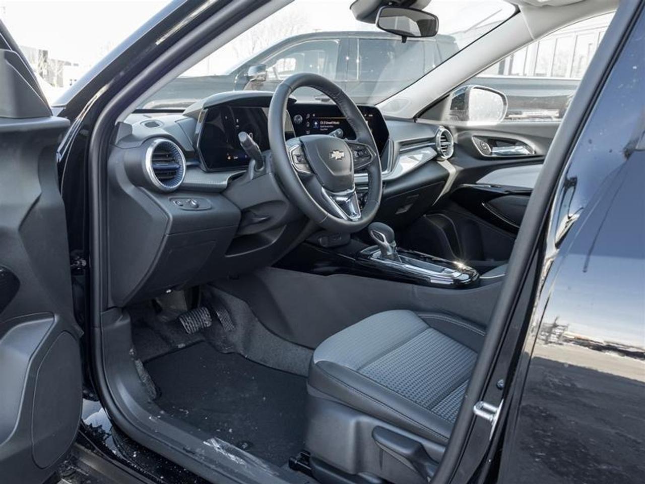 2026 Chevrolet Trax LT 4dr Front-Wheel Drive Photo