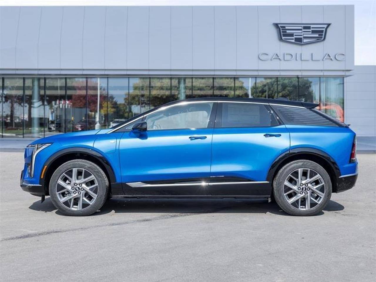 2026 Cadillac OPTIQ Luxury 4dr Photo