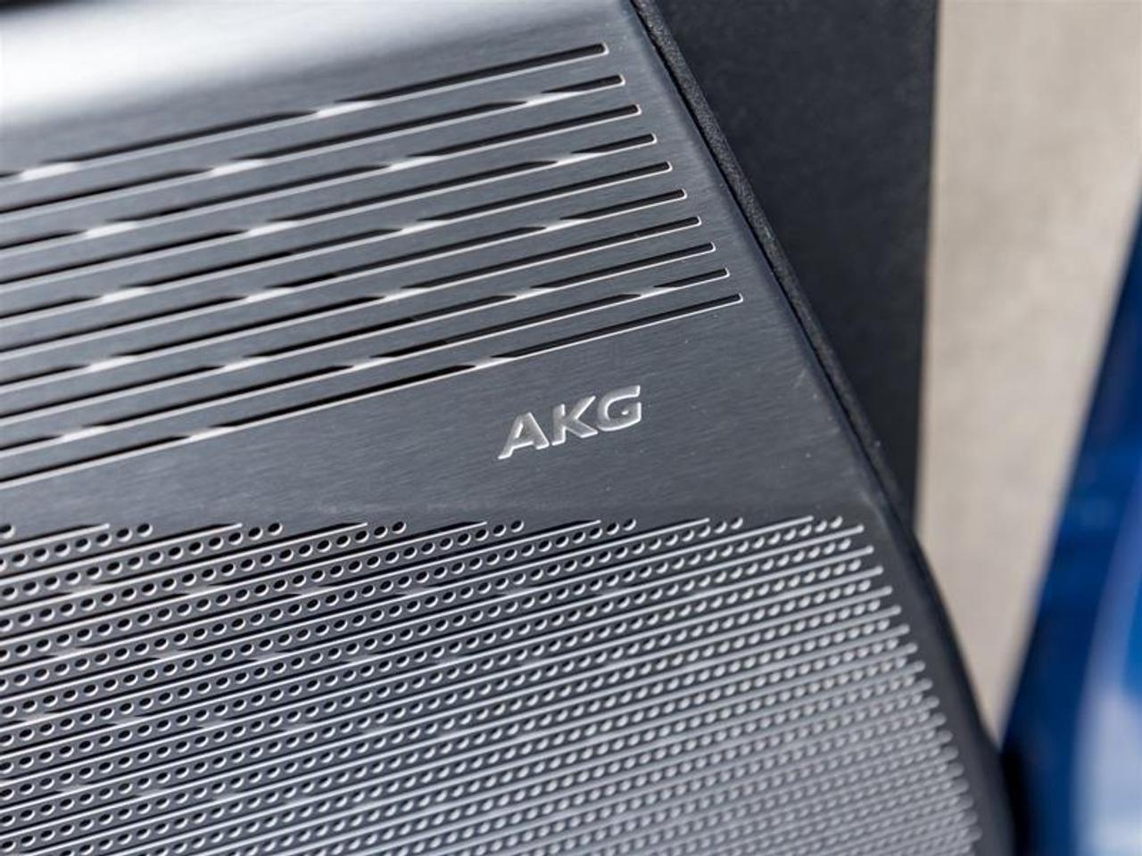 2026 Cadillac OPTIQ Luxury 4dr Photo