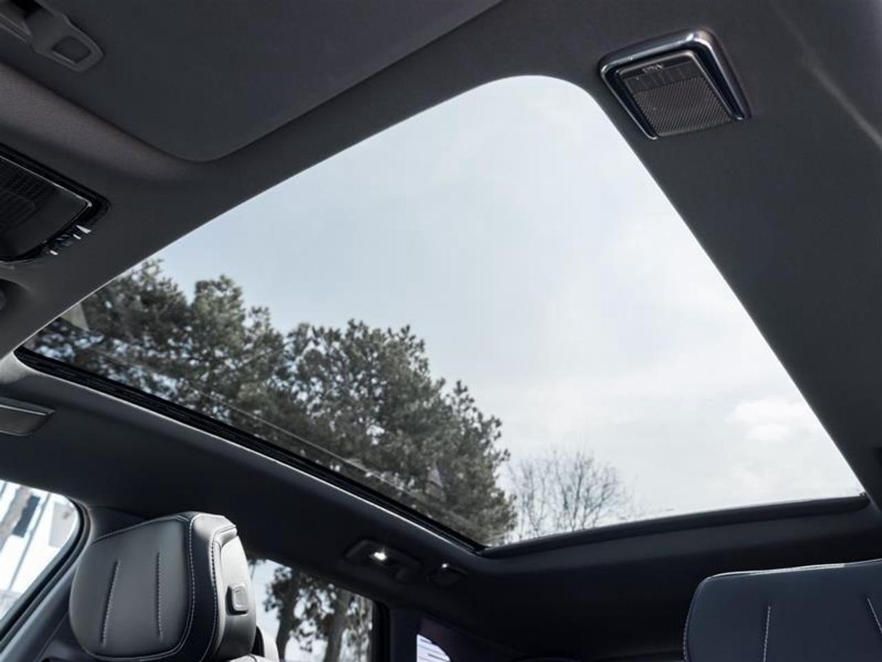 2026 Cadillac OPTIQ Luxury 4dr Photo