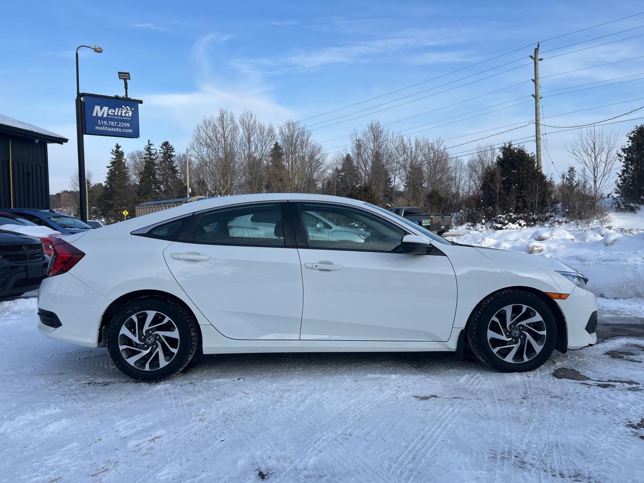 2018 Honda Civic Sedan SE, Bluetooth, Back Up Cam, LDS Photo