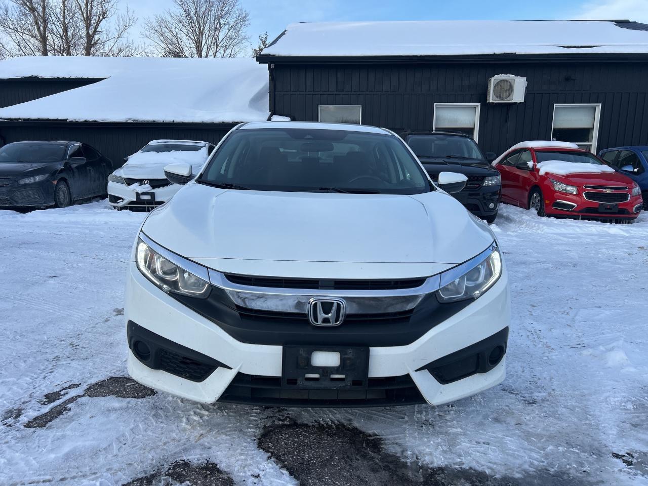 2018 Honda Civic Sedan SE, Bluetooth, Back Up Cam, LDS Photo