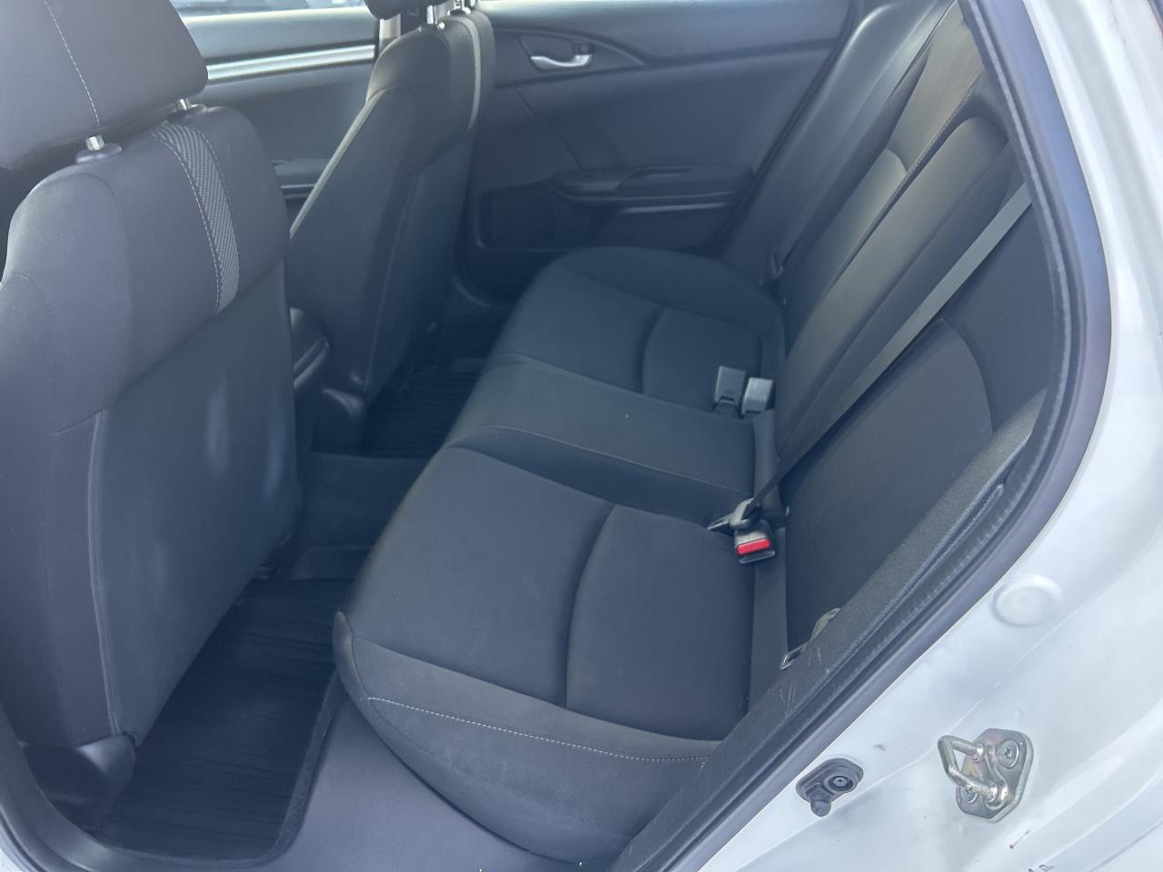 2018 Honda Civic Sedan SE, Bluetooth, Back Up Cam, LDS Photo