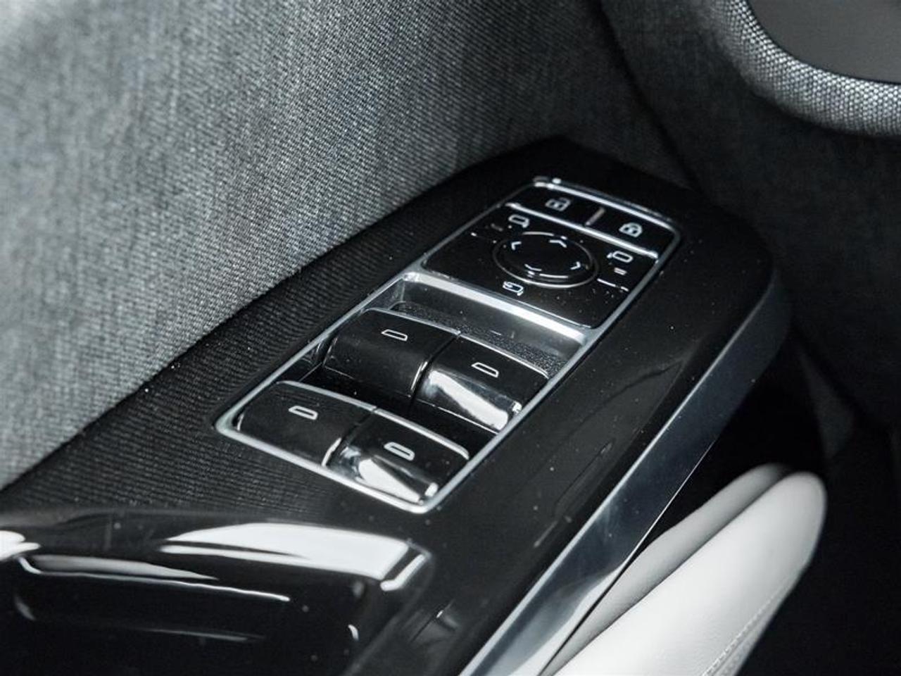 2026 Cadillac Escalade ESV Platinum Sport 4dr 4x4 Photo