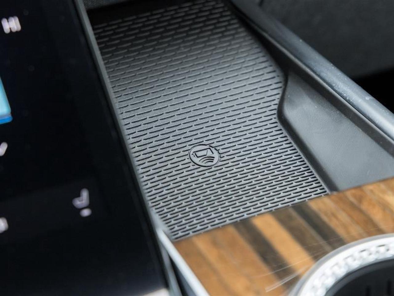 2026 Cadillac Escalade ESV Platinum Sport 4dr 4x4 Photo