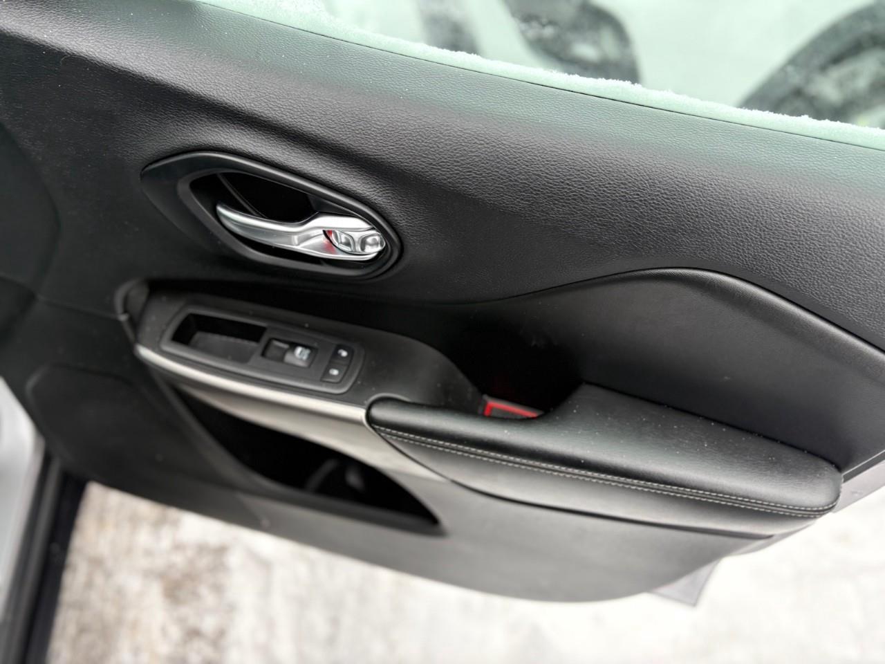 2019 Jeep Cherokee Limited 4dr 4x4 Photo