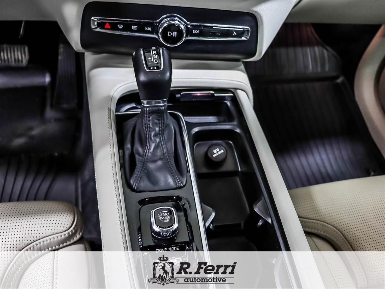 2020 Volvo XC90 T6 Inscription 6 Passenger 4dr All-Wheel Drive Photo