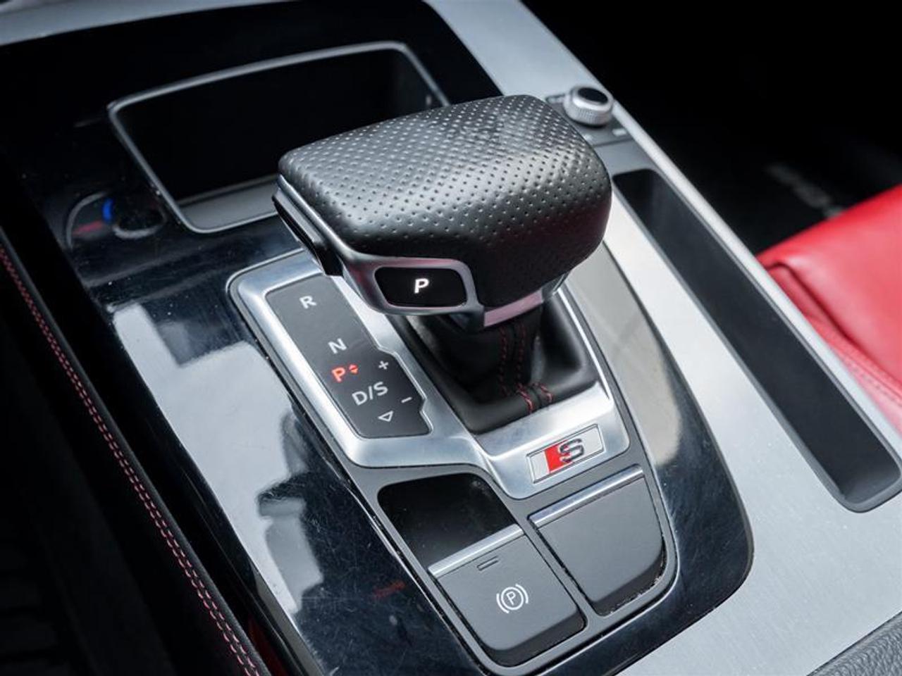 2022 Audi SQ5 3.0T Progressiv 4dr All-Wheel Drive quattro Sportback Photo