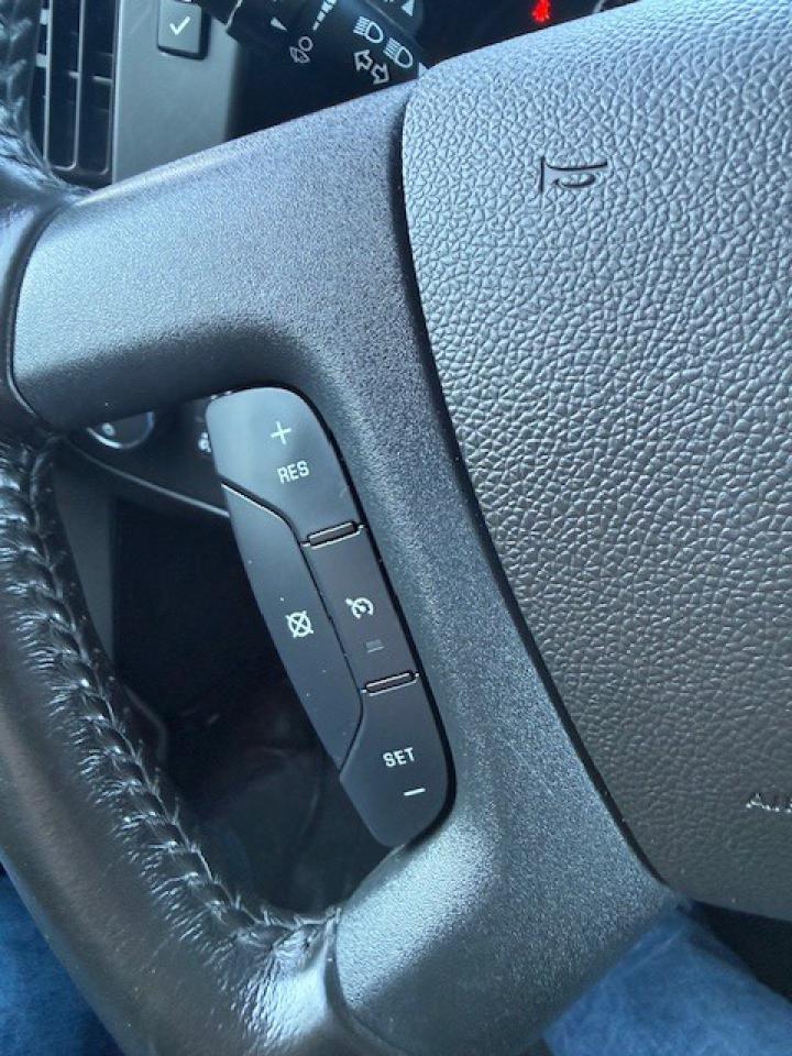 2022 Chevrolet Express Commercial Cutaway 12 Foot Cube.  No CVOR.  Single Rear Wheel. Photo