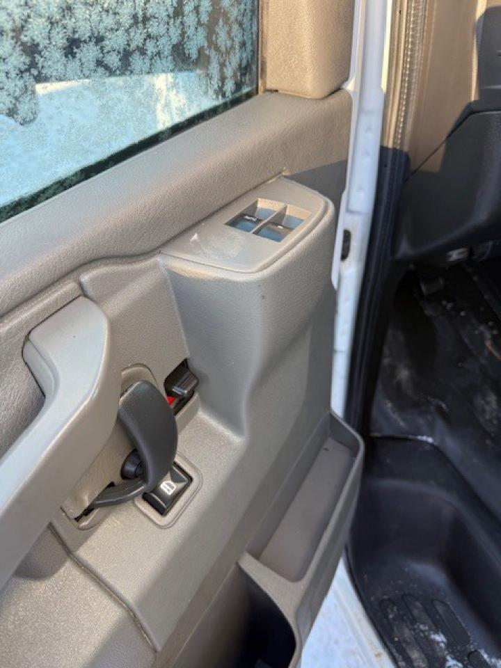 2022 Chevrolet Express Commercial Cutaway 12 Foot Cube.  No CVOR.  Single Rear Wheel. Photo