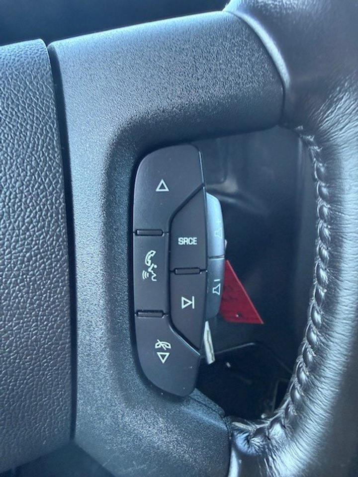 2022 Chevrolet Express Commercial Cutaway 12 Foot Cube.  No CVOR.  Single Rear Wheel. Photo