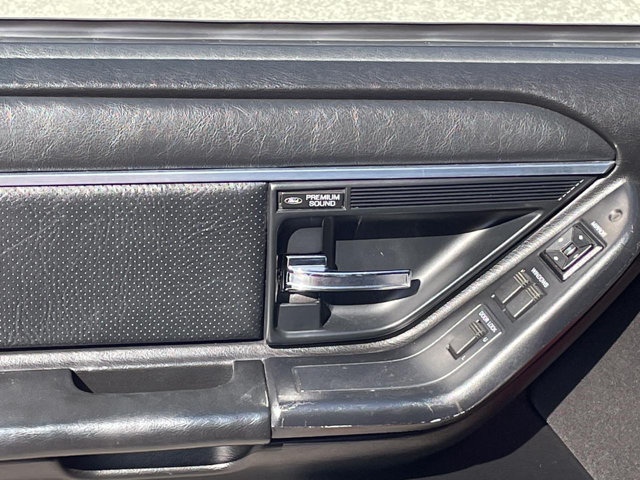 1991 Ford Thunderbird SUPERCOUPE, SUPERCHARGED, CLASSIC Photo