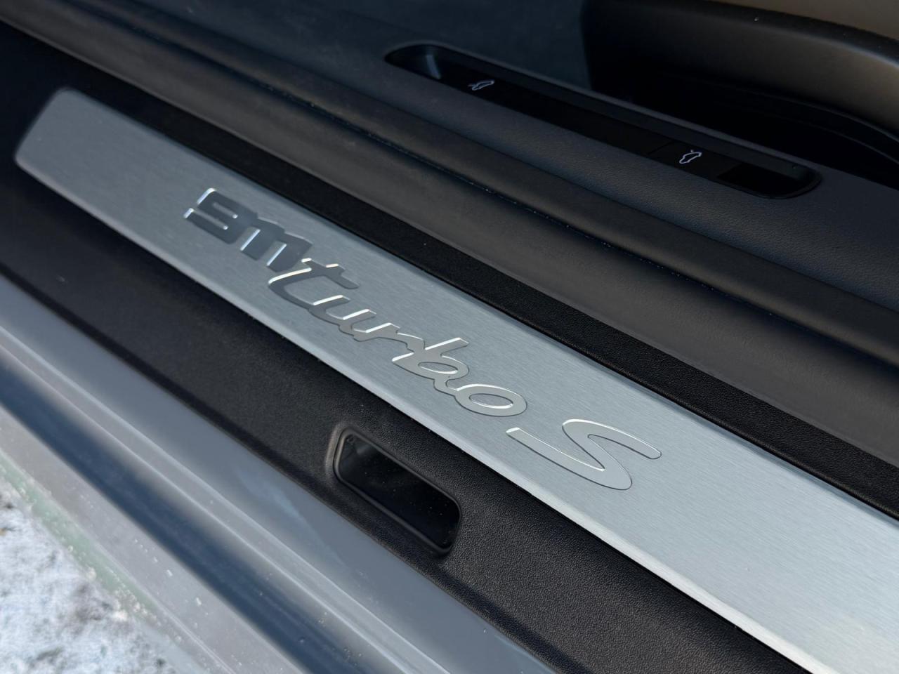 2024 Porsche 911 911 TURBO S CABRIOLET Photo