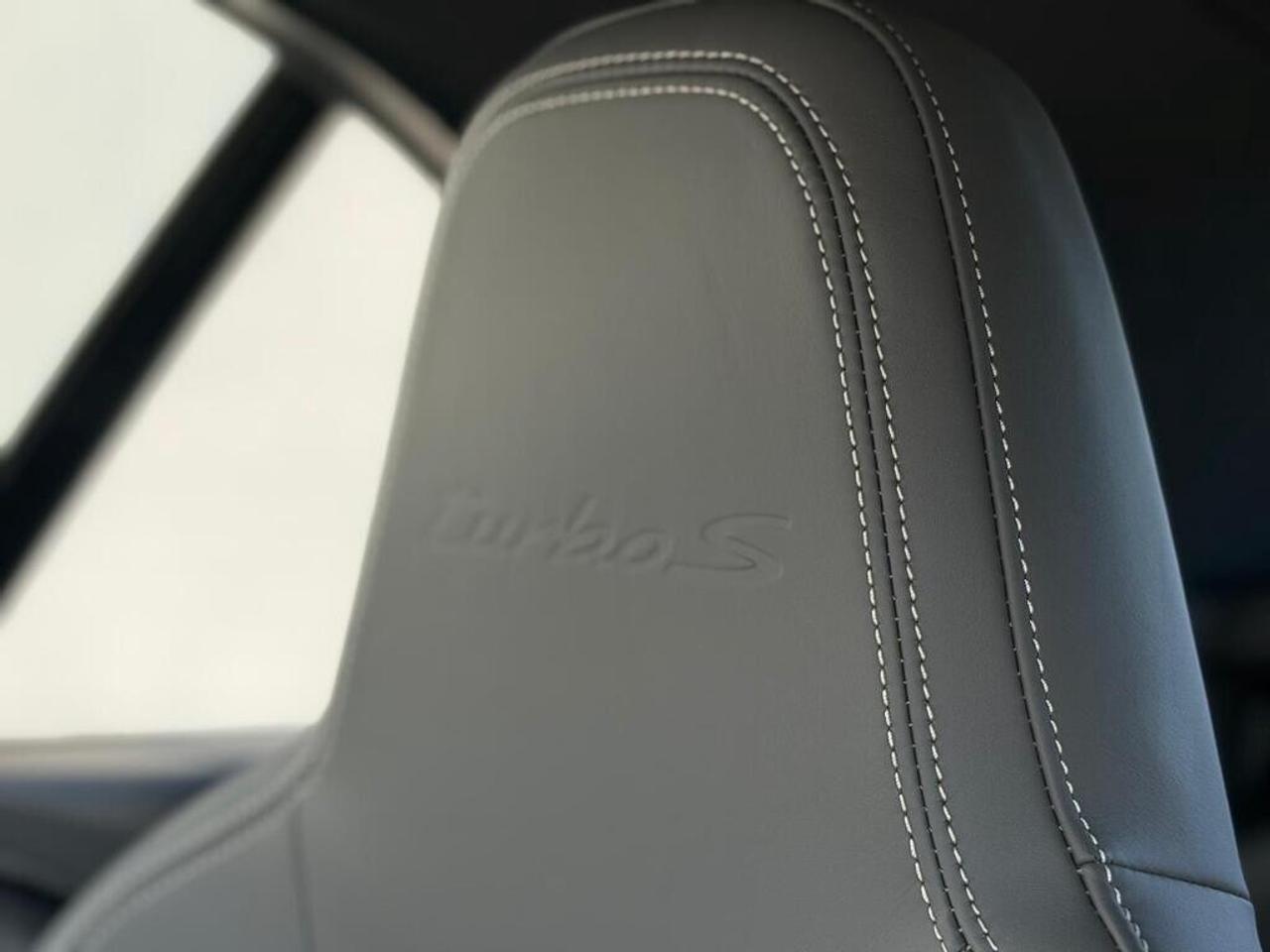 2024 Porsche 911 911 TURBO S CABRIOLET Photo