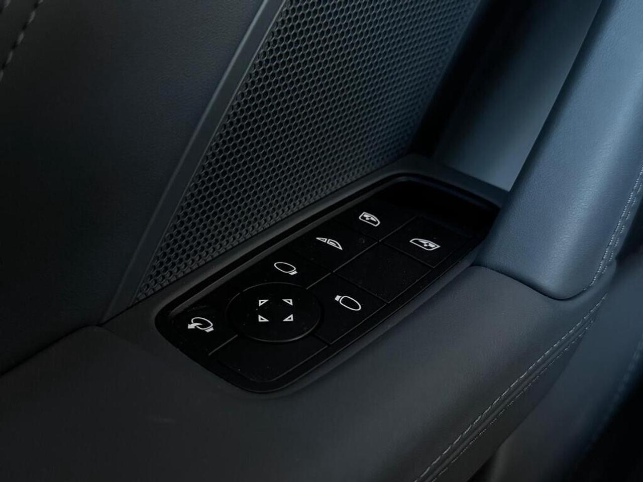 2024 Porsche 911 911 TURBO S CABRIOLET Photo