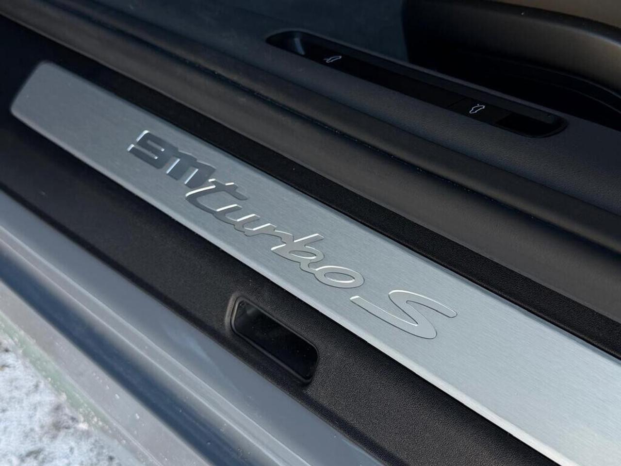 2024 Porsche 911 911 TURBO S CABRIOLET Photo