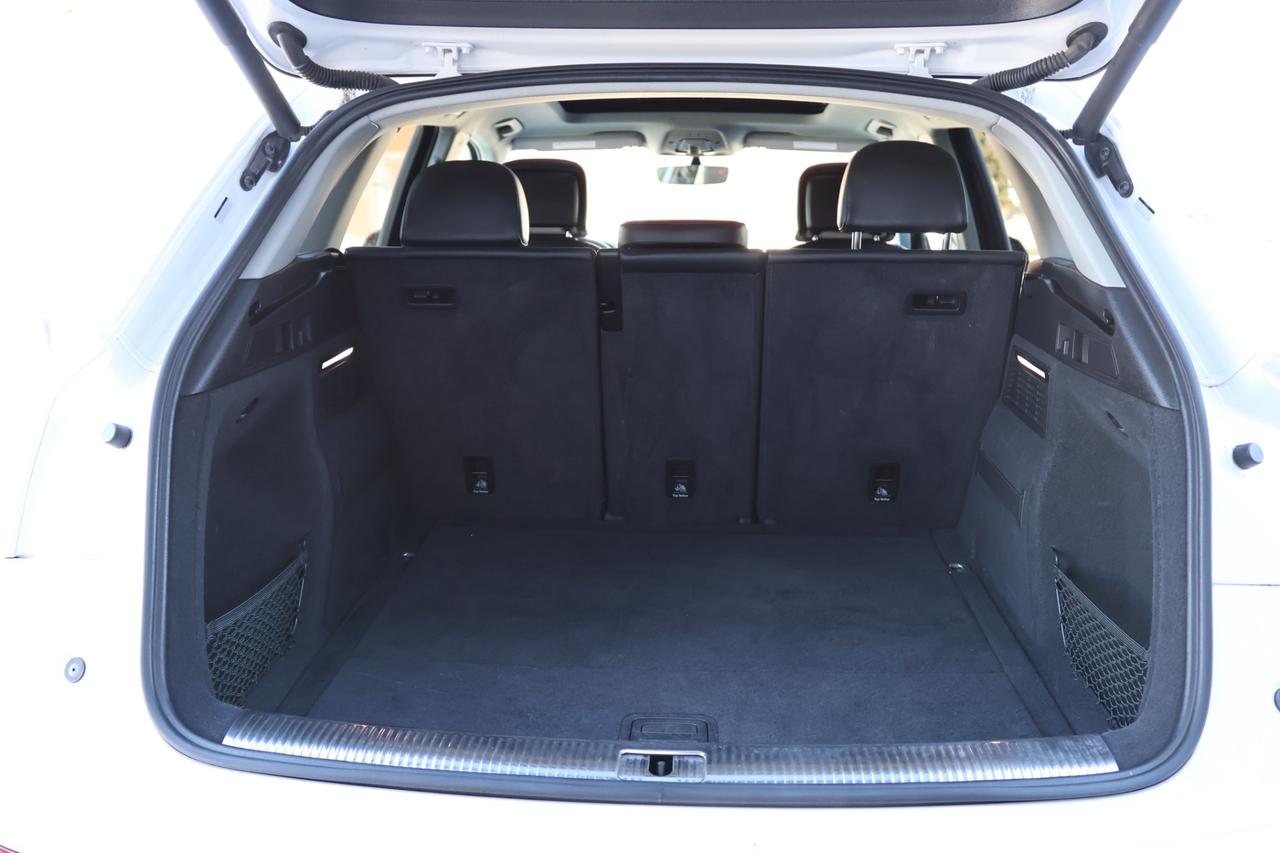 2018 Audi Q5 PROGRESSIVE-QUATTRO/NAV/LEATHER/PANO ROOF/P SEATS/ Photo