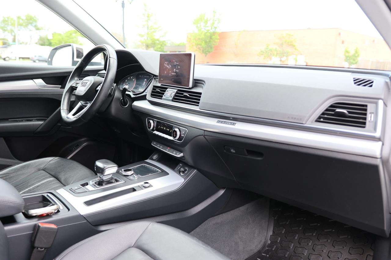 2018 Audi Q5 PROGRESSIVE-AWD/STRONIC/NAV/BCAM/P SENSORS/PANO RO Photo