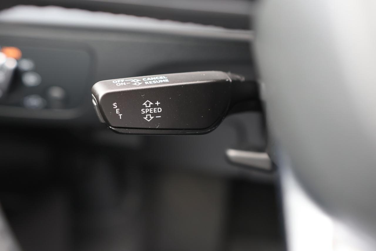 2018 Audi Q5 PROGRESSIVE-AWD/STRONIC/NAV/BCAM/P SENSORS/PANO RO Photo