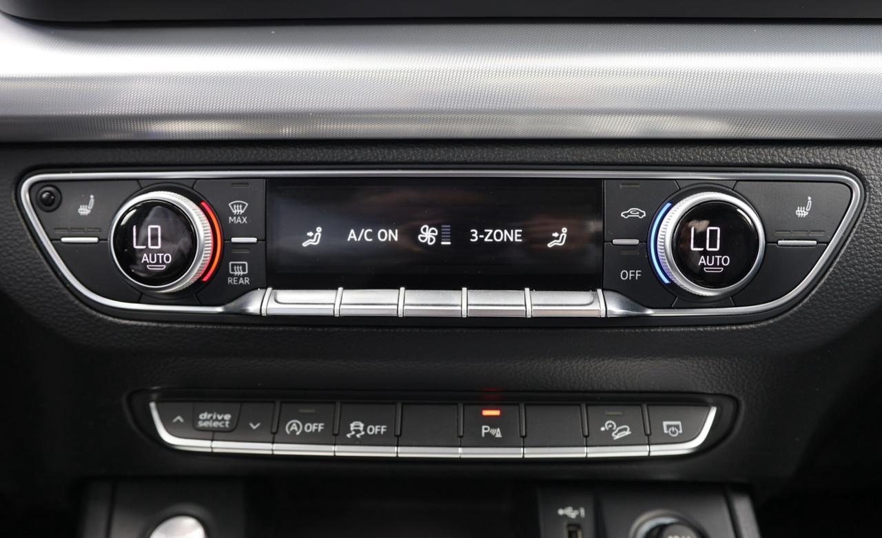2018 Audi Q5 PROGRESSIVE-AWD/STRONIC/NAV/BCAM/P SENSORS/PANO RO Photo