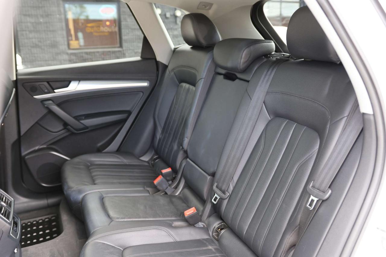 2018 Audi Q5 PROGRESSIVE-AWD/STRONIC/NAV/BCAM/P SENSORS/PANO ROOF/LEATHER/H SEATS & STEERING/KEYLESS/BLUETOOTH Photo