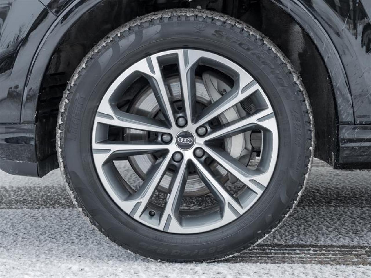 2025 Audi Q7 55 4dr All-Wheel Drive quattro Sport Utility Photo4