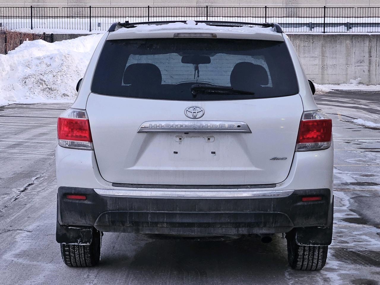 2012 Toyota Highlander 4WD 4dr Limited Photo4