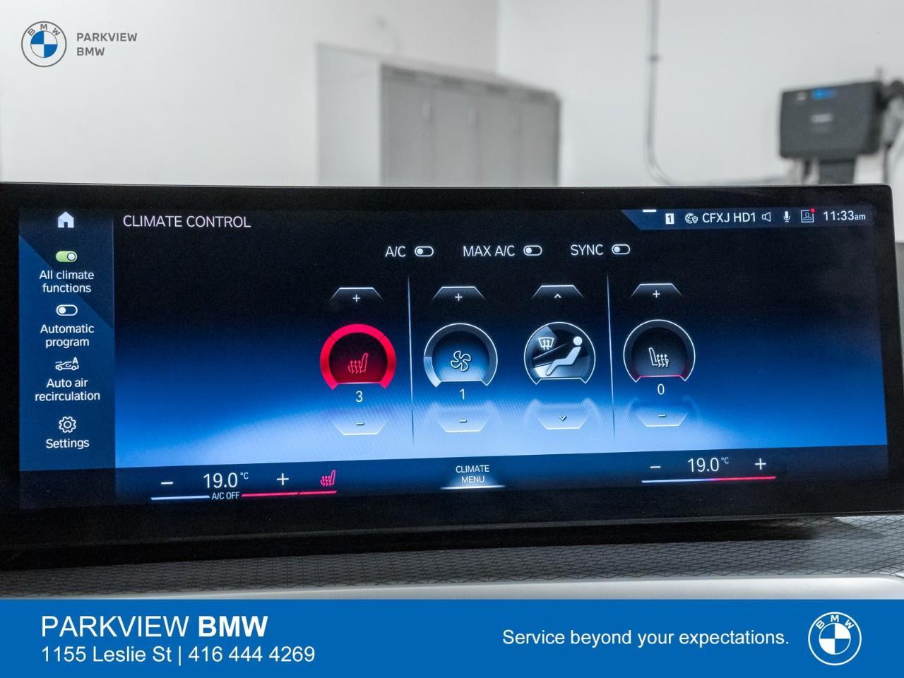 2023 BMW 330 i xDrive 4dr All-Wheel Drive Sedan Photo