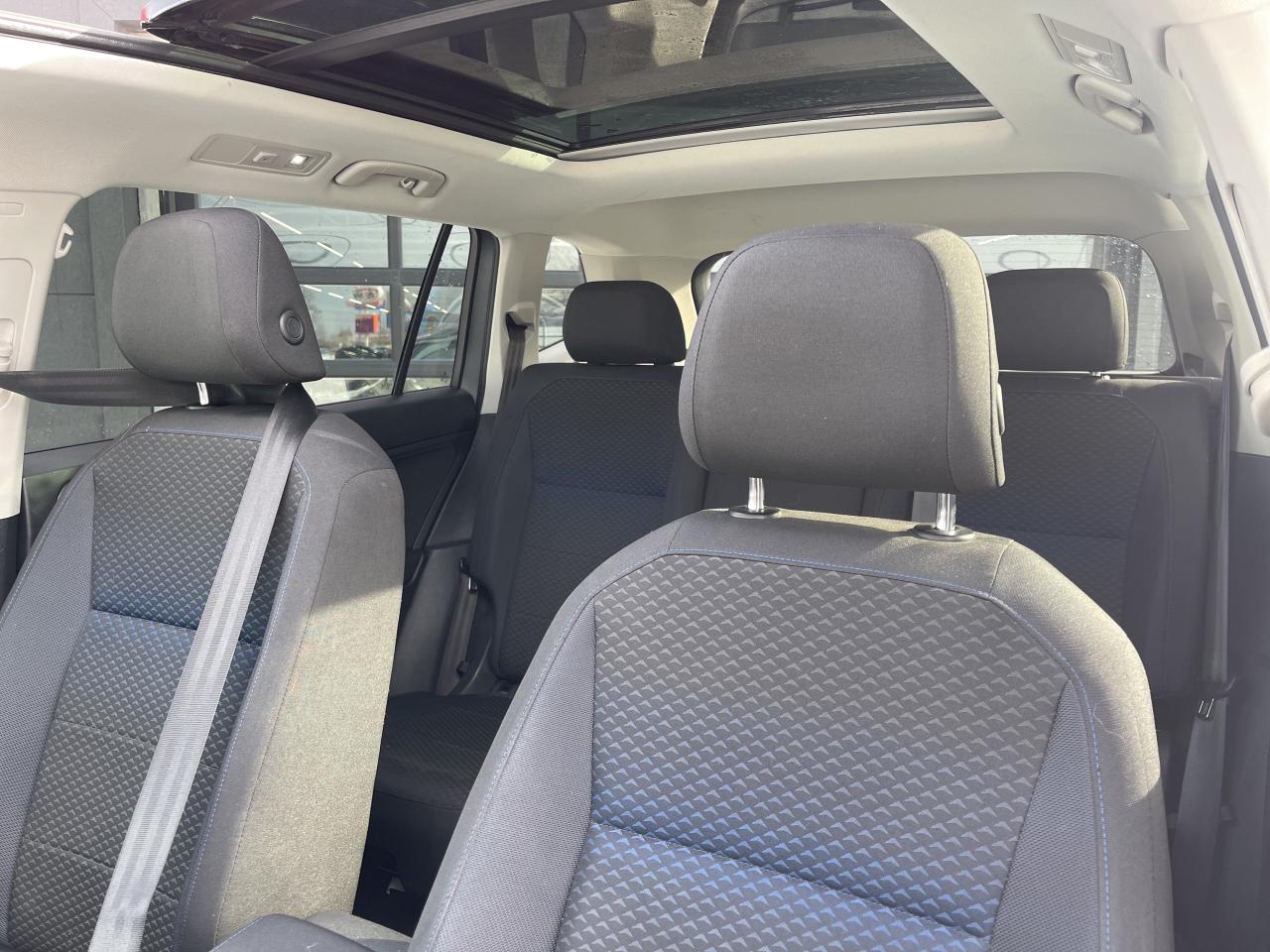 2021 Volkswagen Tiguan United 4MOTION AWD Nav Sunroof Back Up Camera Photo