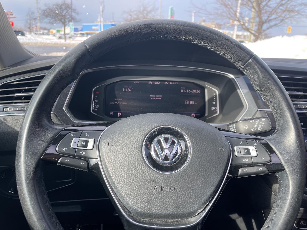 2021 Volkswagen Tiguan United 4MOTION AWD Nav Sunroof Back Up Camera Photo