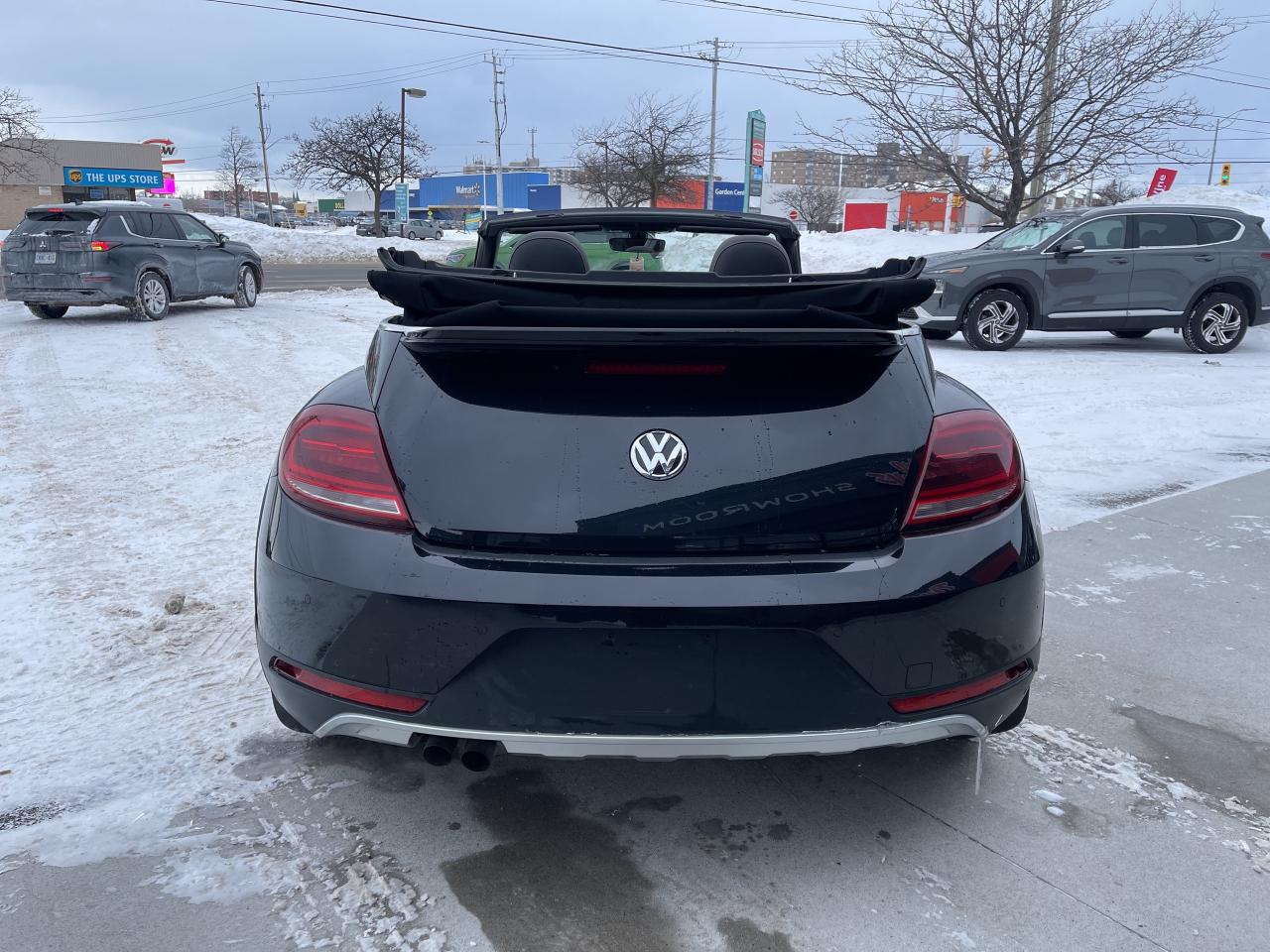 2018 Volkswagen Beetle Convertible Dune Auto Nav Back Up Camera Heated Front Seats Photo