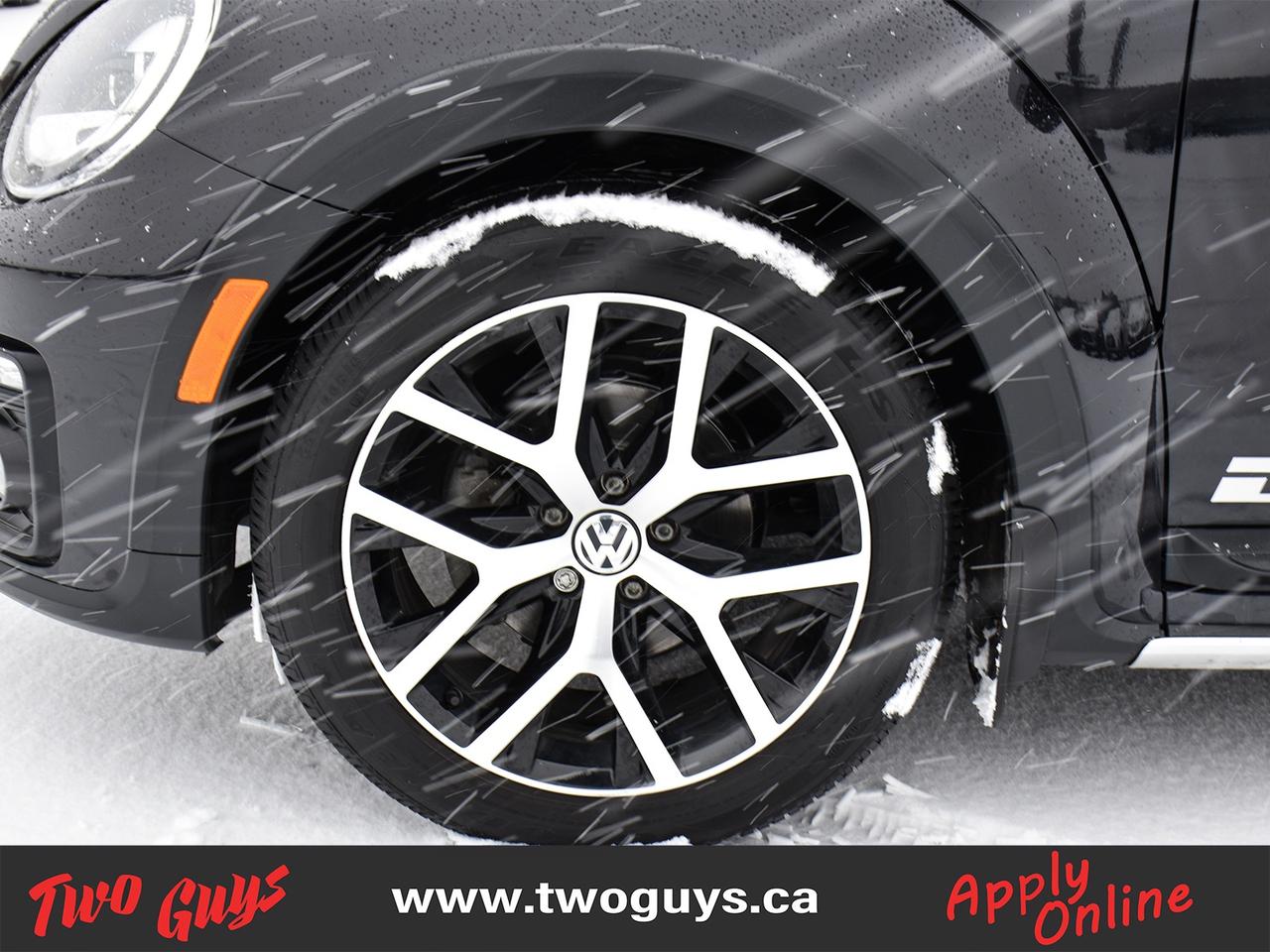 2018 Volkswagen Beetle Convertible DUNE Convertible   Auto   Nav   Htd Cloth Photo