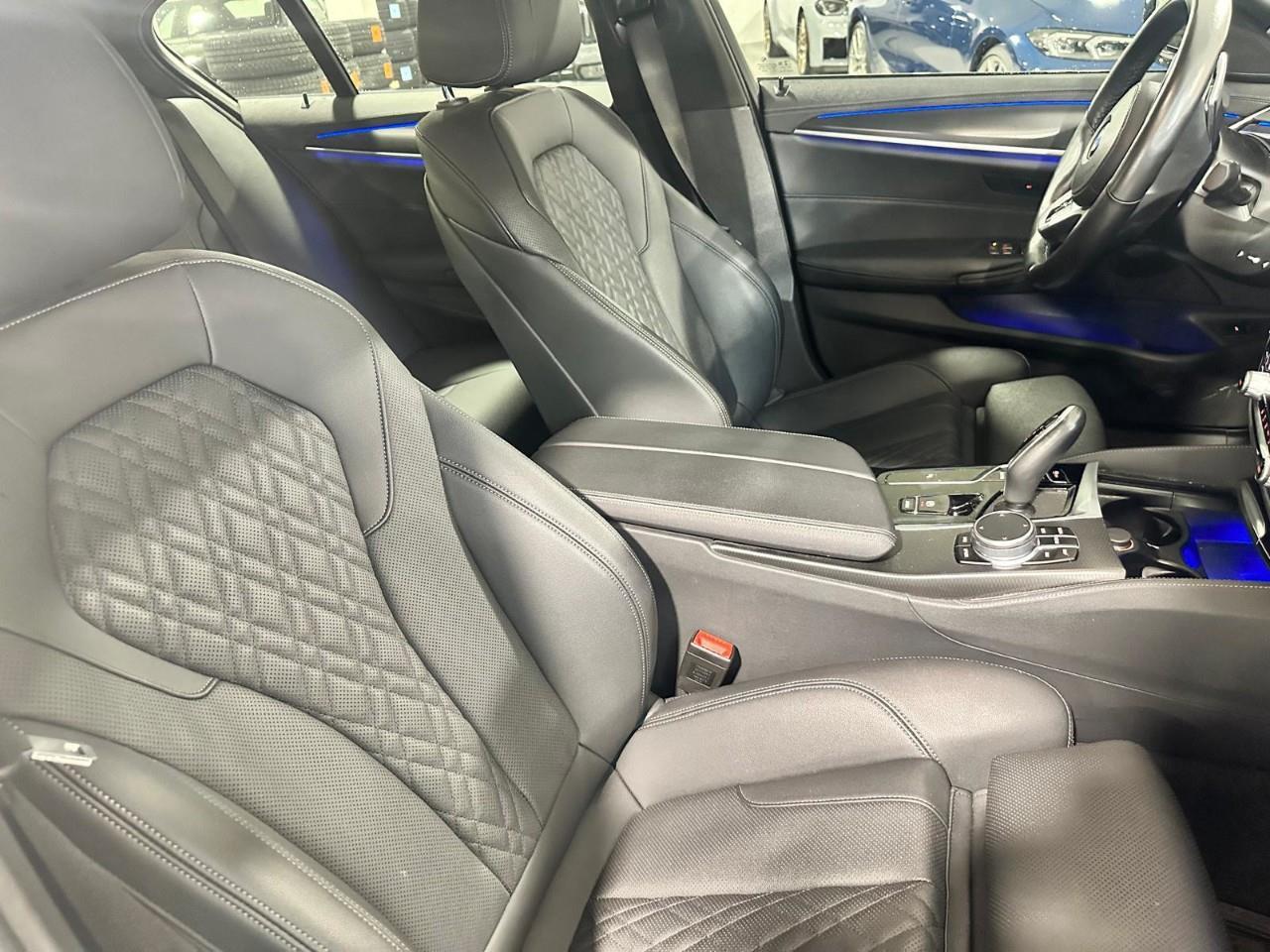 2022 BMW 530 i xDrive 4dr All-Wheel Drive Sedan Photo