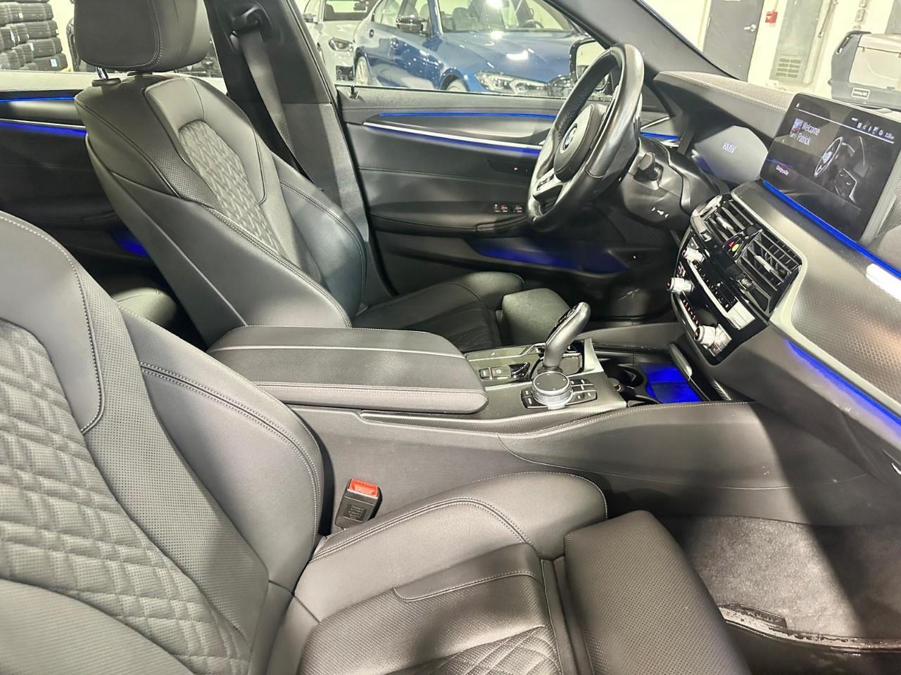 2022 BMW 530 i xDrive 4dr All-Wheel Drive Sedan Photo