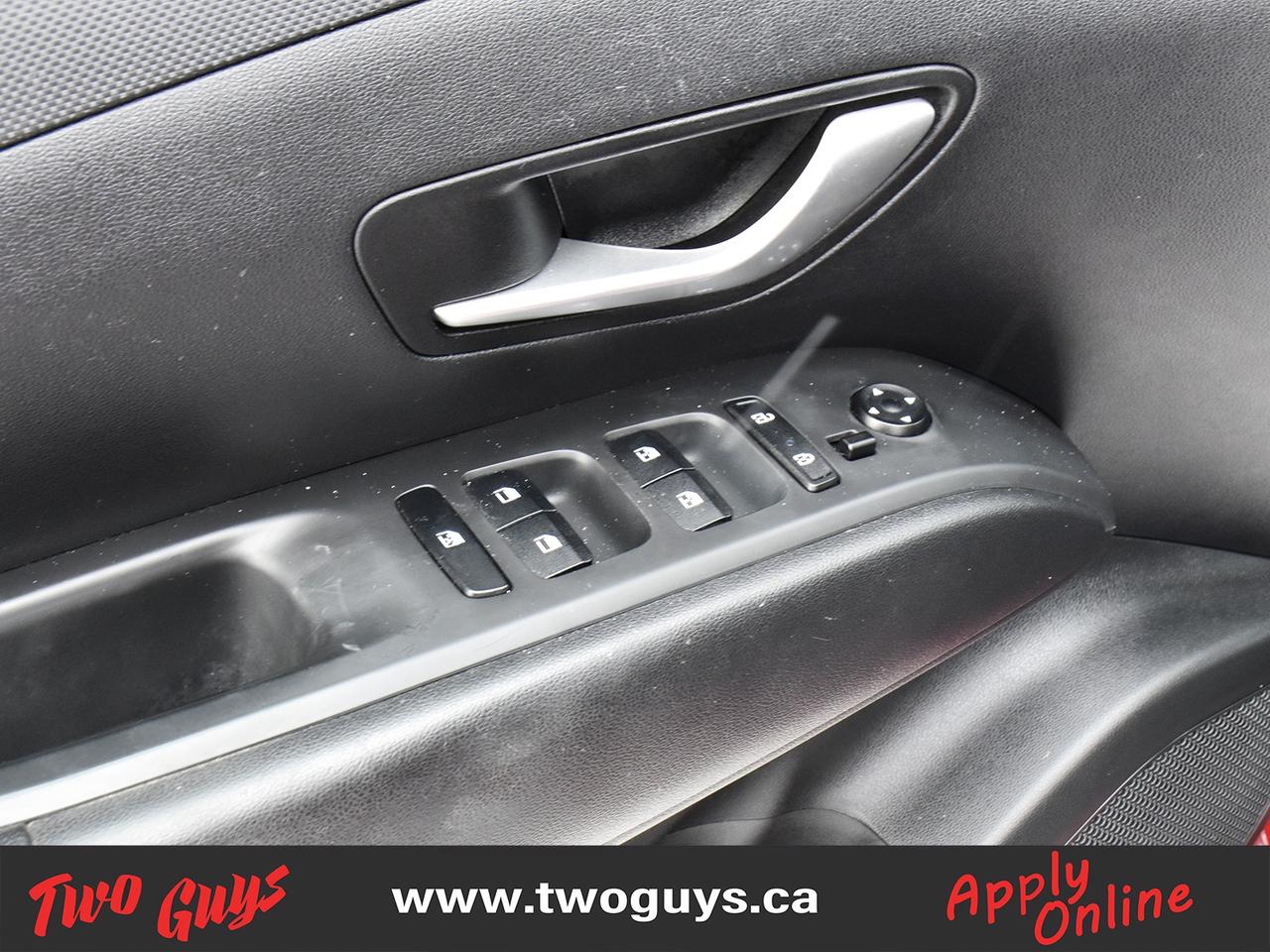 2022 Hyundai Tucson Preferred AWD Back Up Cam Heated Front Seats Photo