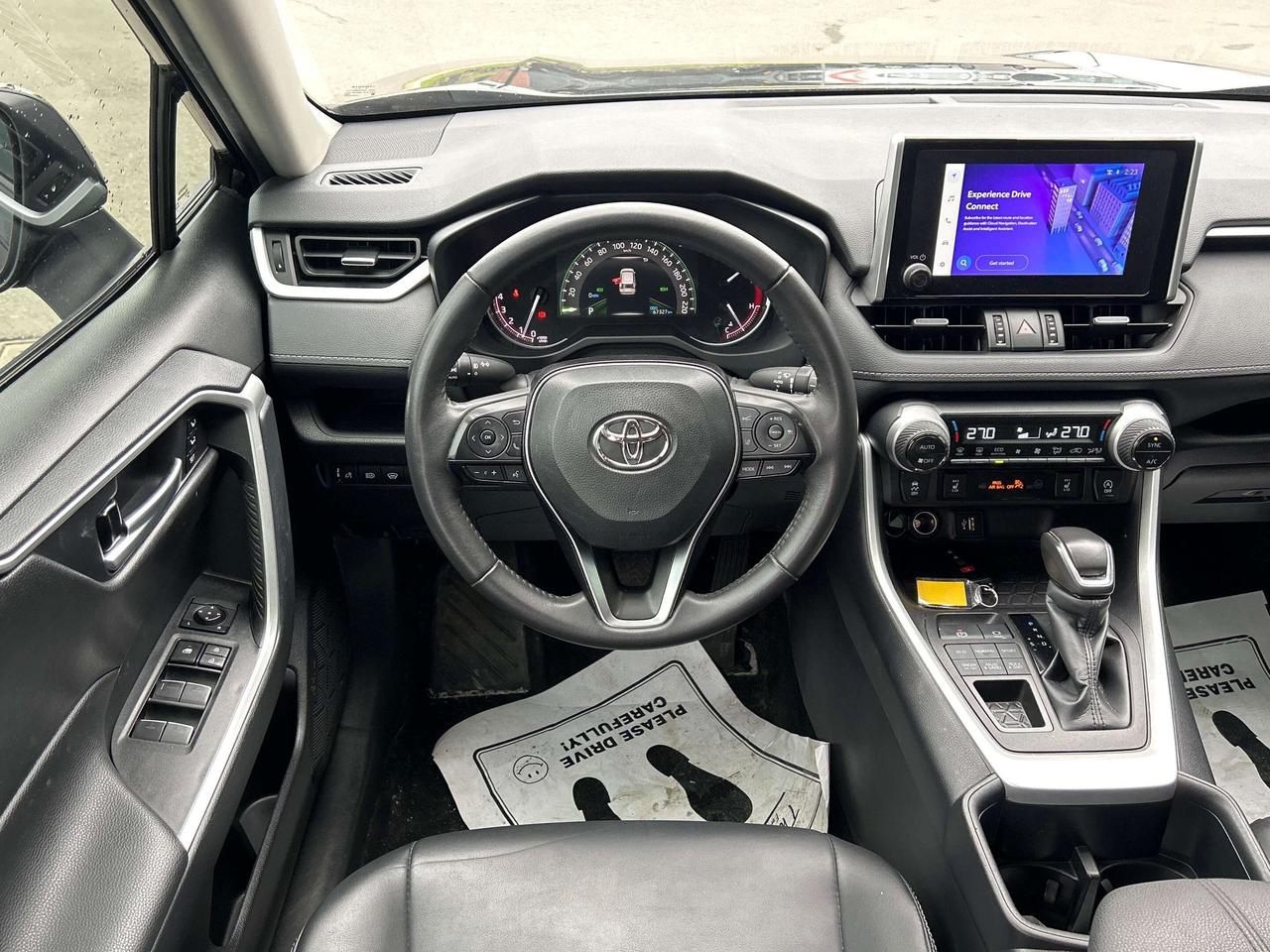 2025 Toyota RAV4 XLE AWD   CLEAN CARFAX Photo