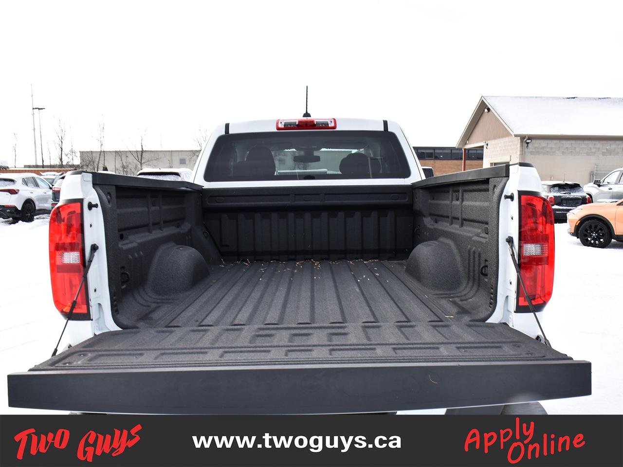 2022 Chevrolet Colorado V6   Tow Pkg   Alloys   GREAT KMS   Lease Return Photo