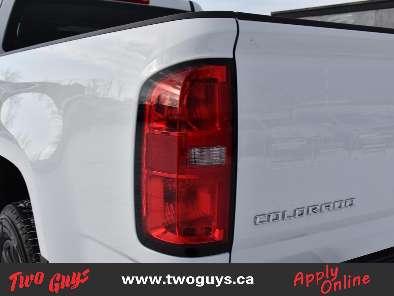 2022 Chevrolet Colorado V6   Tow Pkg   Alloys   GREAT KMS   Lease Return Photo