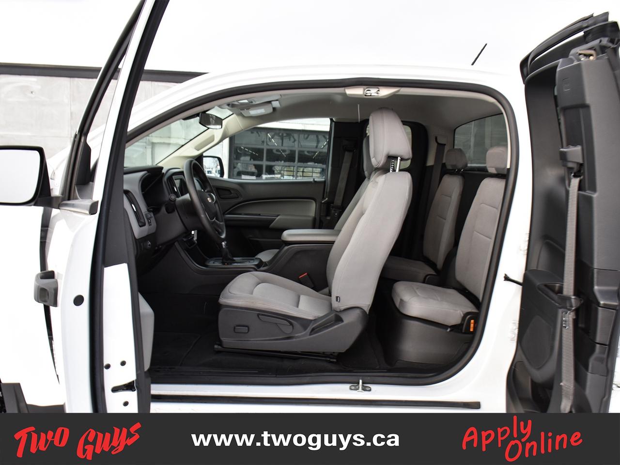 2022 Chevrolet Colorado V6   Tow Pkg   Alloys   GREAT KMS   Lease Return Photo